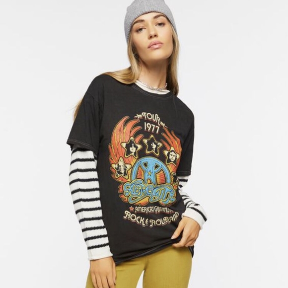 FOREVER 21 Aerosmith 1977 Rock Tour Graphic Tee ~ NWOT - Picture 2 of 9